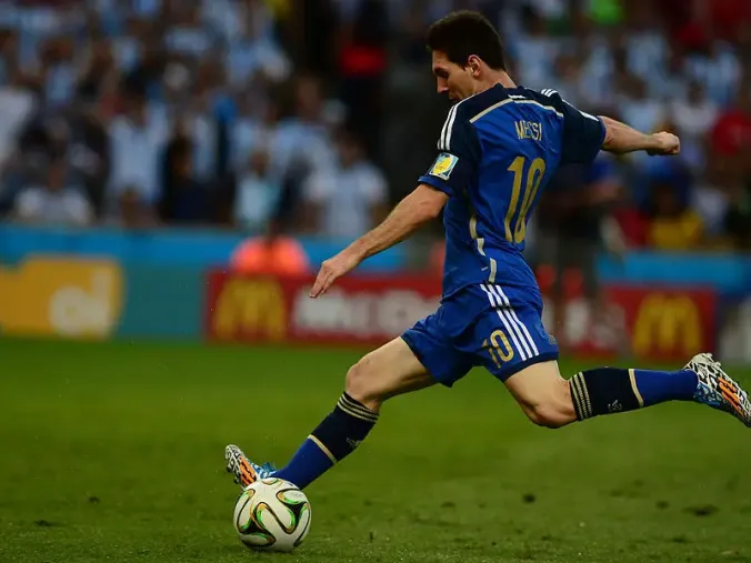 3 ways of shooting in football
