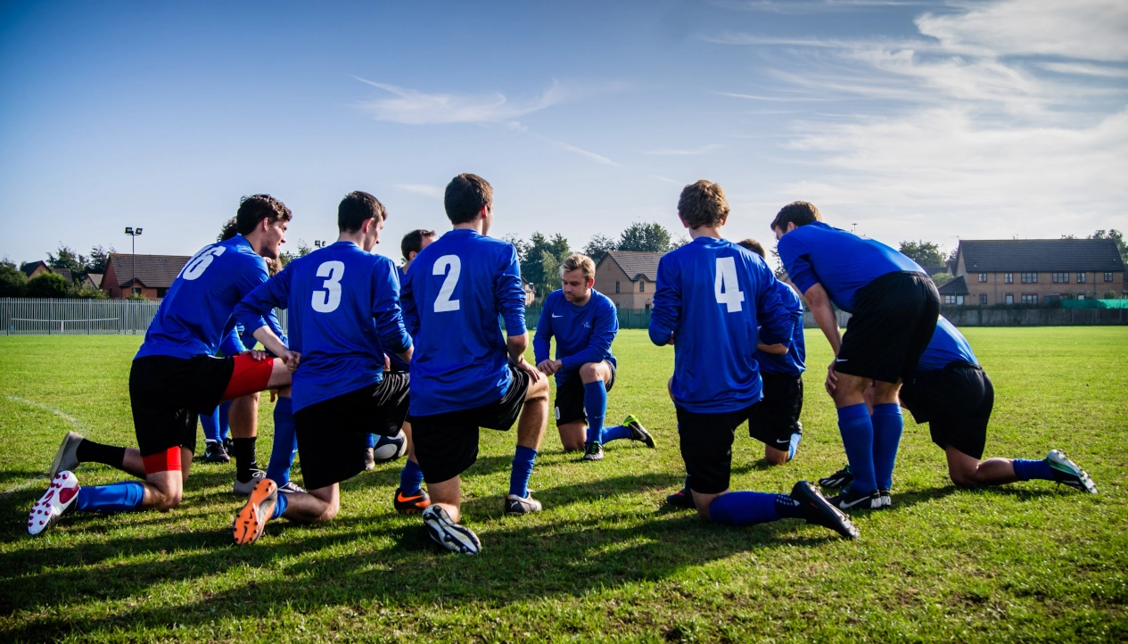 5 ejercicios de fútbol para mejorar las comunicaciones